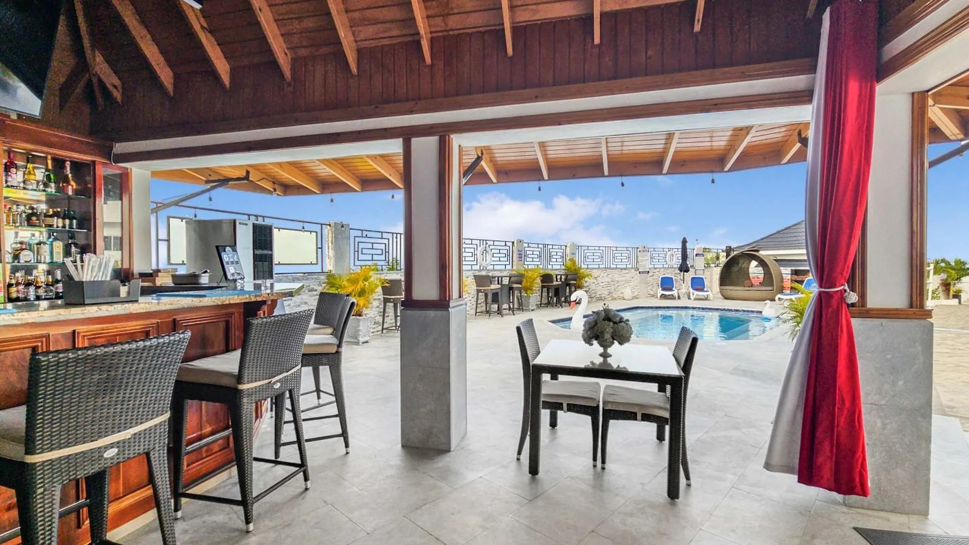 Hospitality Expert Bts 10Br Pool Beach Montego Bay