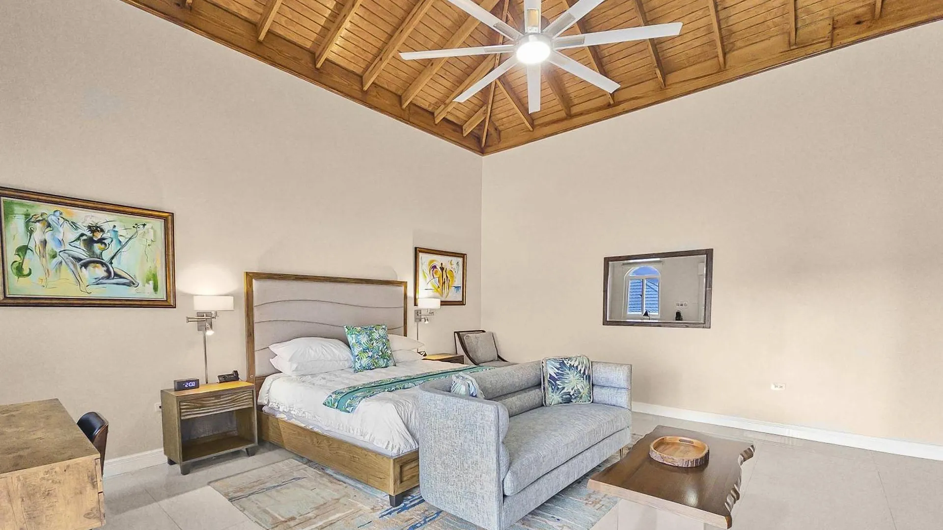 Hospitality Expert Bts 10Br Pool Beach Montego Bay Villa