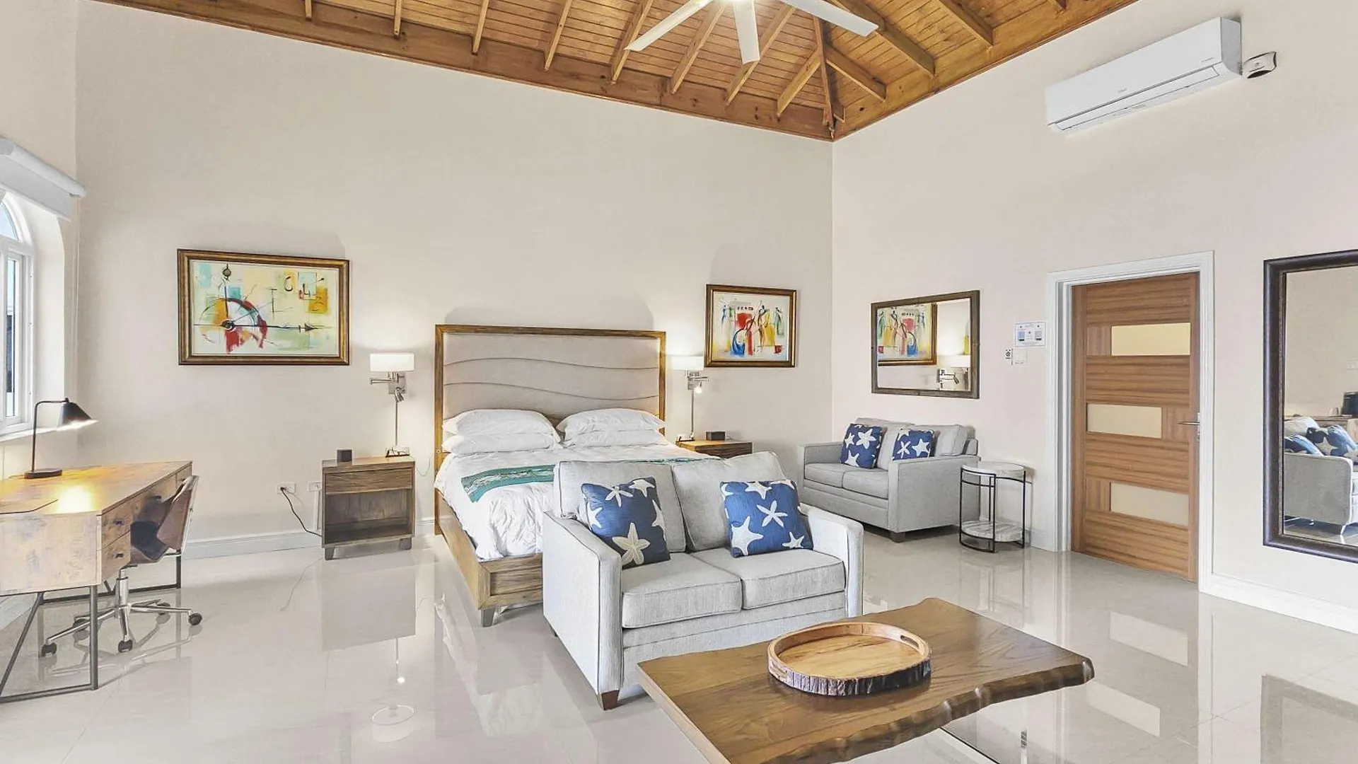 Hospitality Expert Bts 10Br Pool Beach Montego Bay Villa